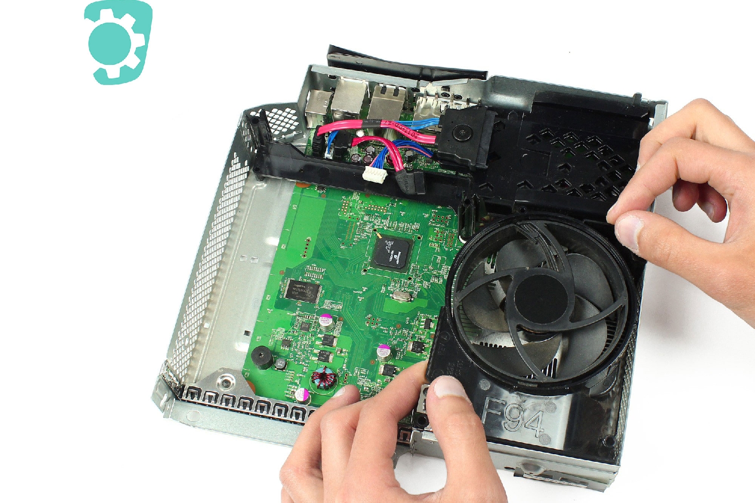 ventilateur sur Xbox 360 Slim photo 1