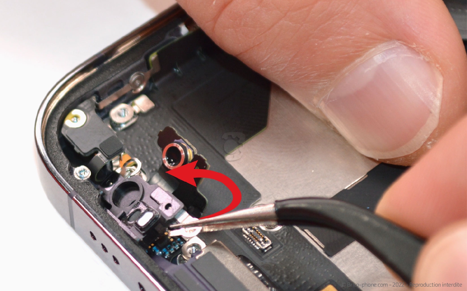  Comment changer le connecteur de charge sur iPhone 14 Pro photo 4