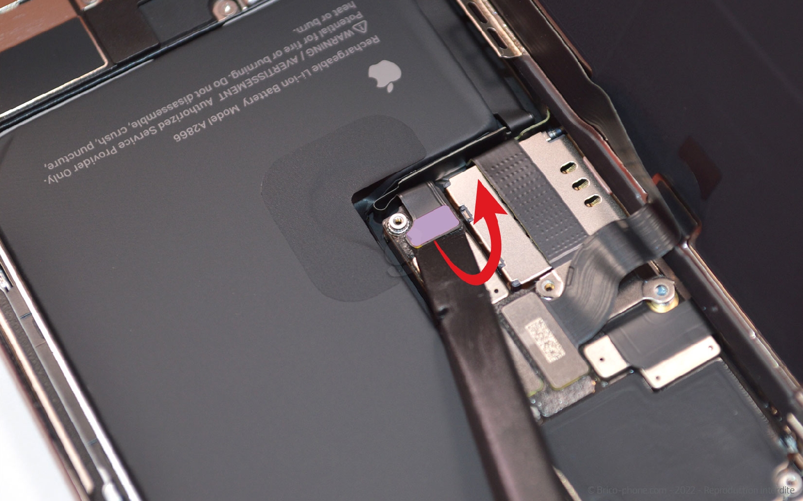 Comment changer la batterie sur iPhone 14 Pro photo 1