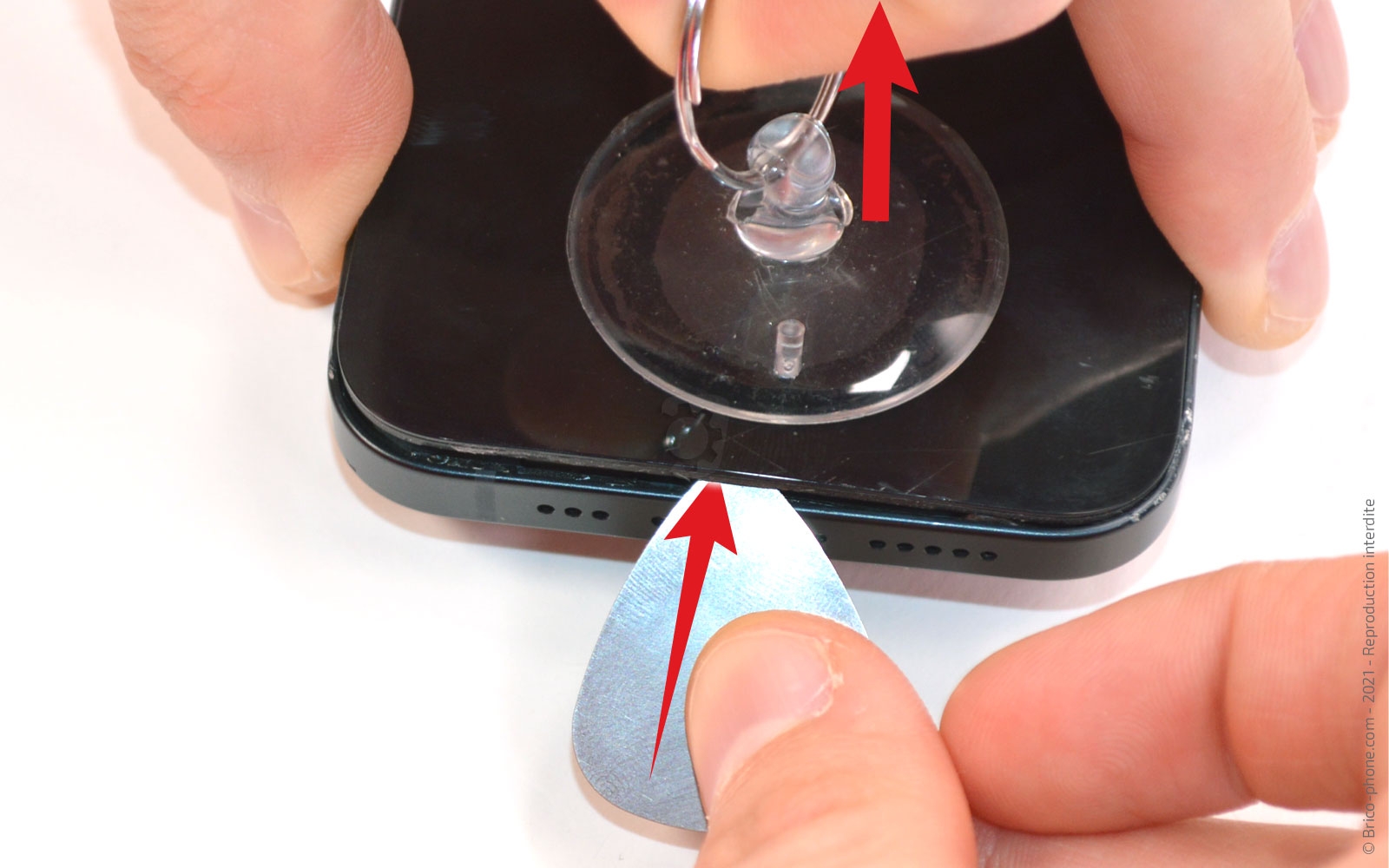 Comment remplacer le châssis complet sur iPhone 13 photo 1