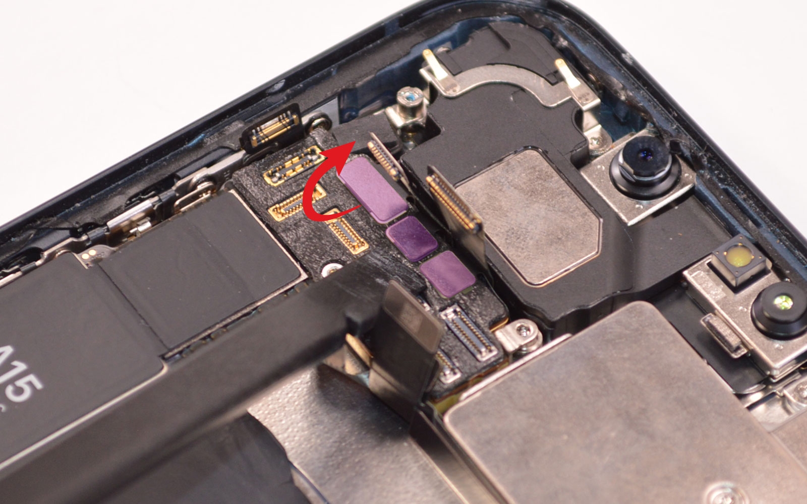 Comment remplacer le châssis complet sur iPhone 13 photo 4