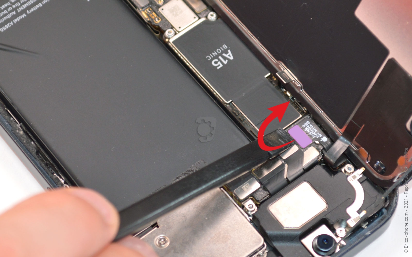 Comment remplacer le châssis complet sur iPhone 13 photo 2