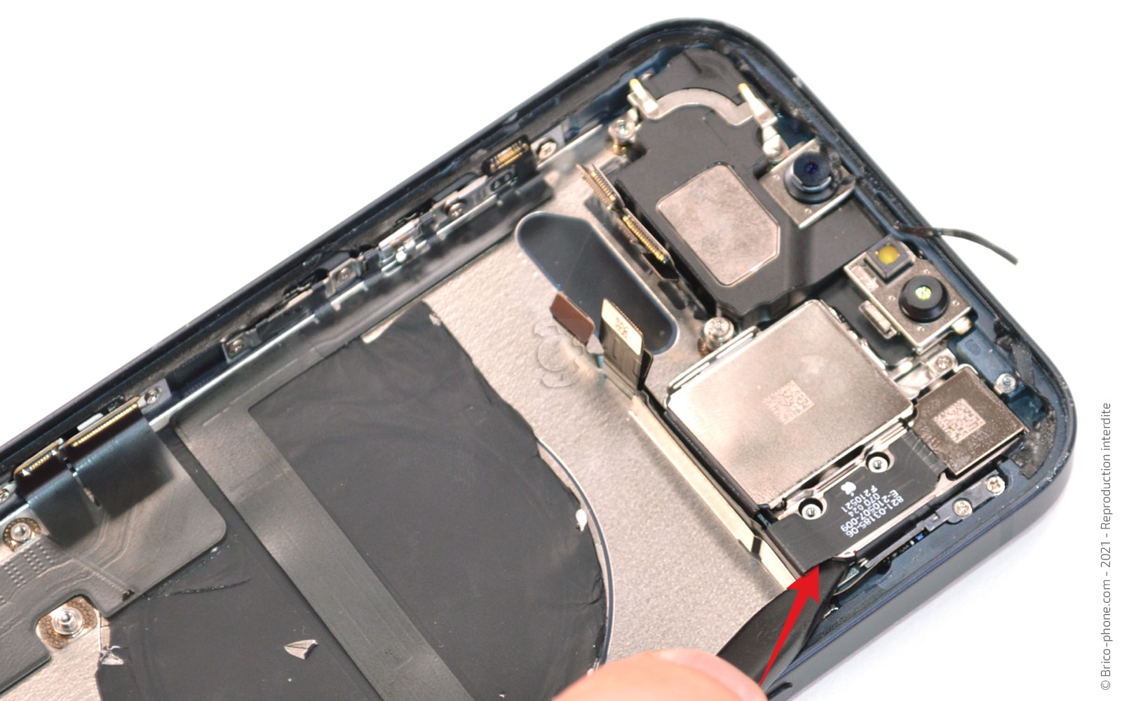 Comment remplacer le châssis complet sur iPhone 13 photo 3