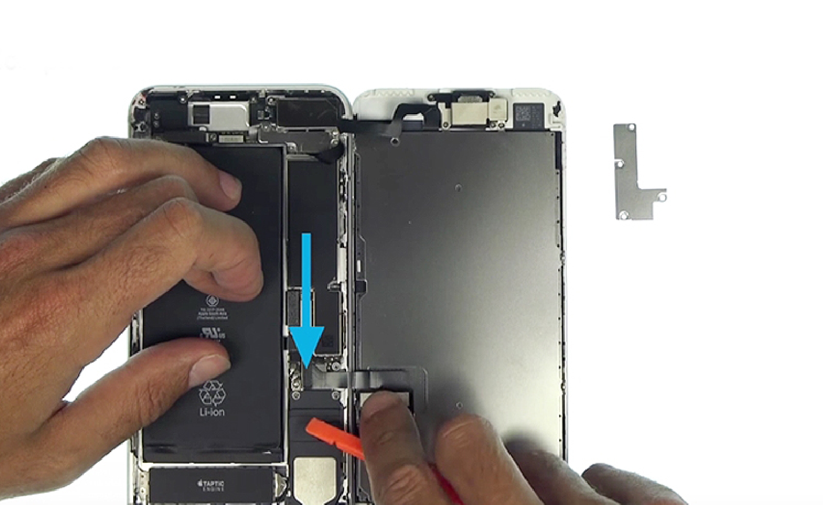 Changement d'écran complet pré-monté (châssis+vitre+LCD) sur iPhone 7 Plus photo 1