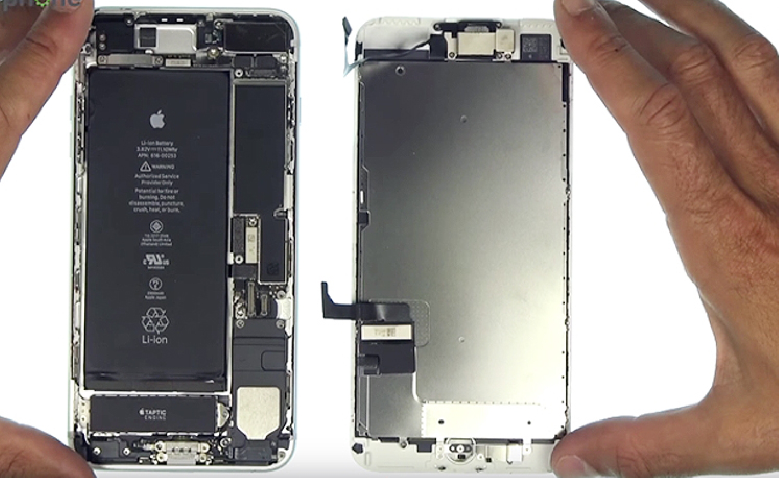 Changement de batterie sur iPhone 7 Plus photo 3