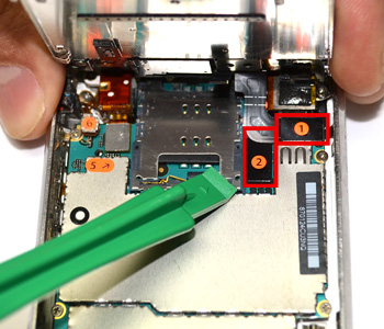 Changement de nappe bouton Home sur iPhone 3GS photo 1