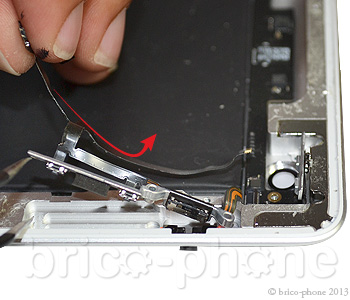 Changement de nappe Power sur iPad déjà ouvert (2ème génération) sur iPad 2 photo 1