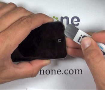 Changement d'écran (vitre+LCD) sur iPod touch 4 photo 1