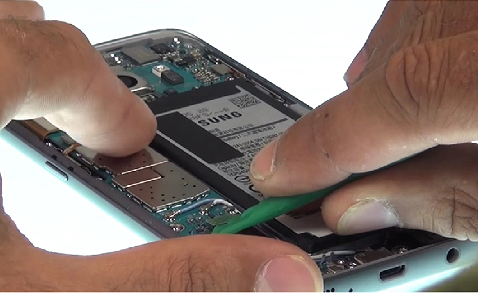 Changement d'écran (vitre+LCD) sur Galaxy S7 photo 2