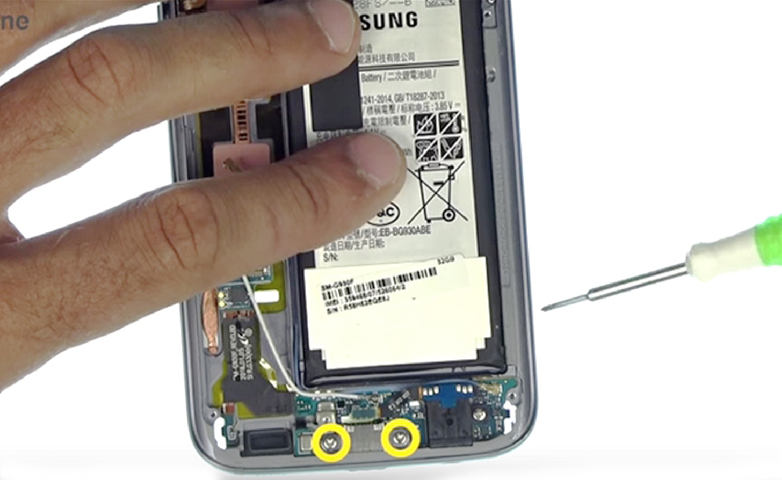 Changement du connecteur de charge sur Galaxy S7 photo 1