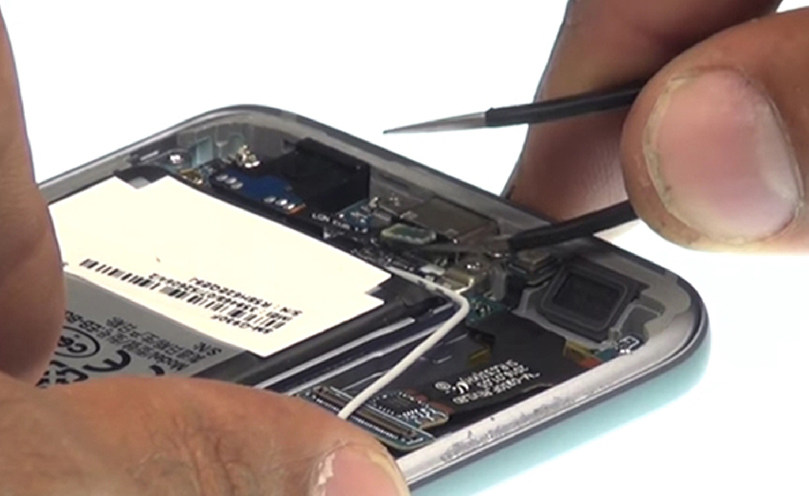 Changement du connecteur de charge sur Galaxy S7 photo 2