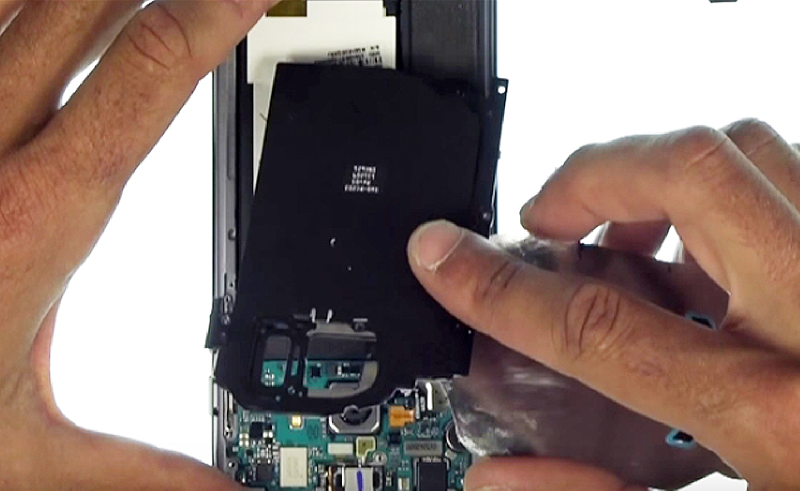 Changement de batterie sur Galaxy S7 photo 2