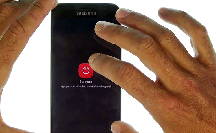 Changement de batterie sur Galaxy S7 photo 1