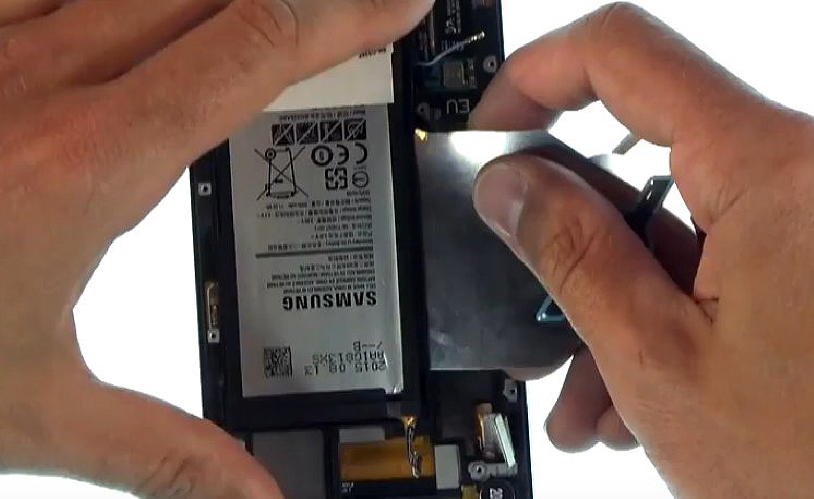 Changement de batterie sur Galaxy S6 Edge Plus photo 2