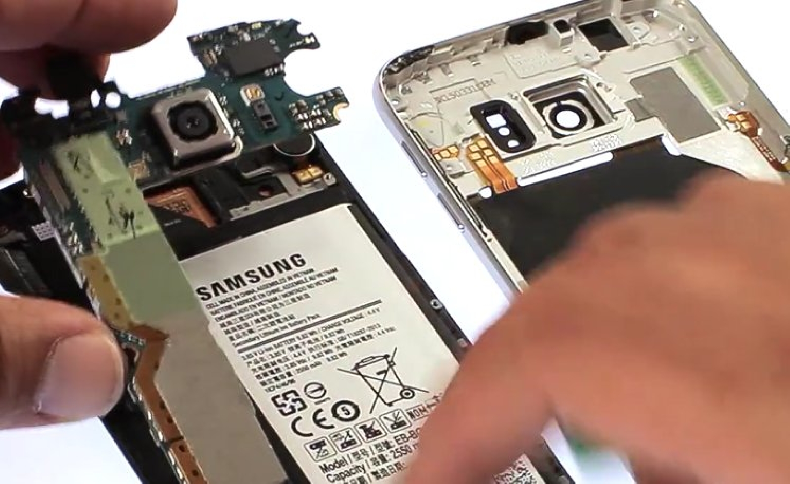 Changement d'écran (vitre+AMOLED) sur Galaxy S6 photo 2