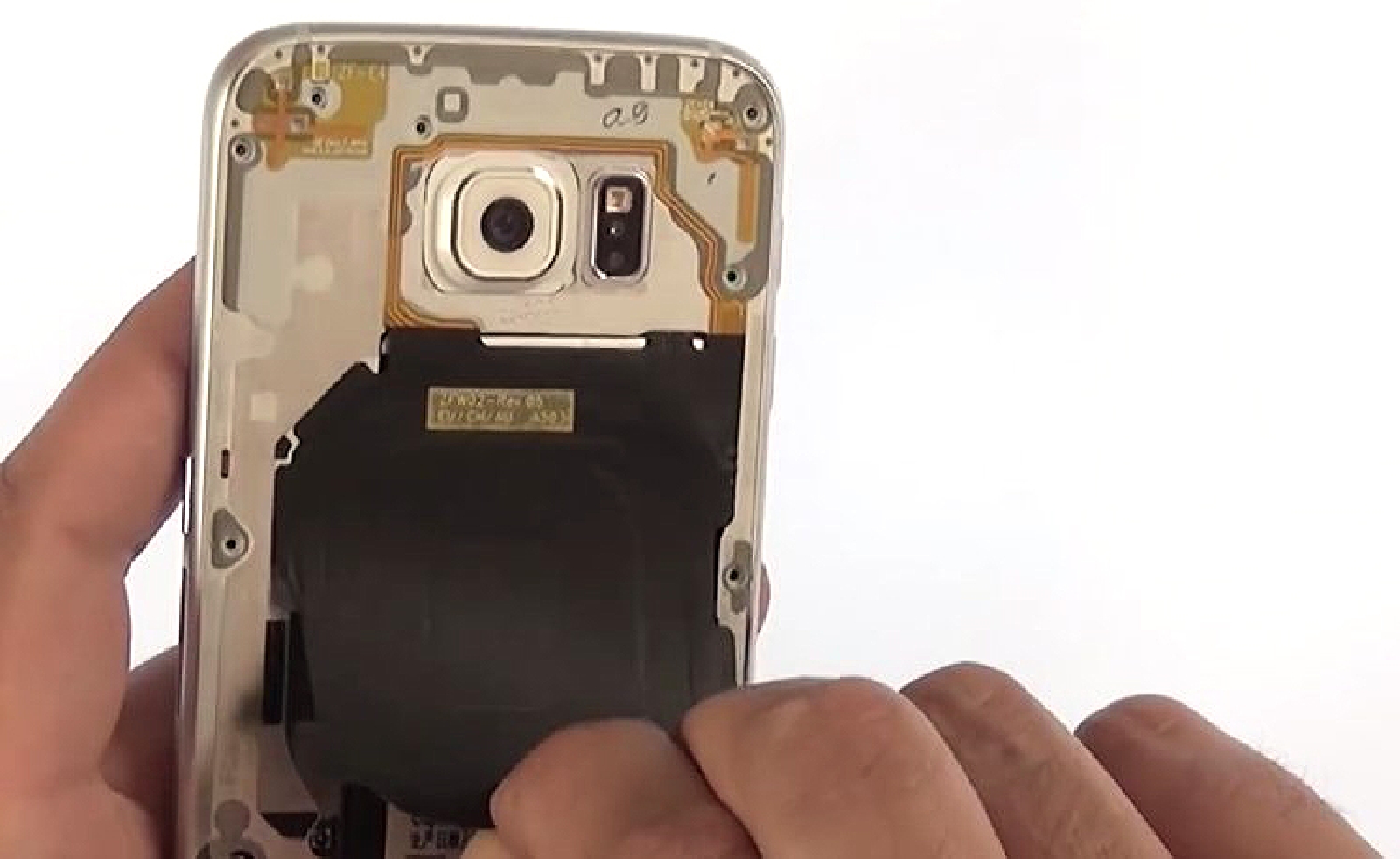 Changement de batterie sur Galaxy S6 photo 1