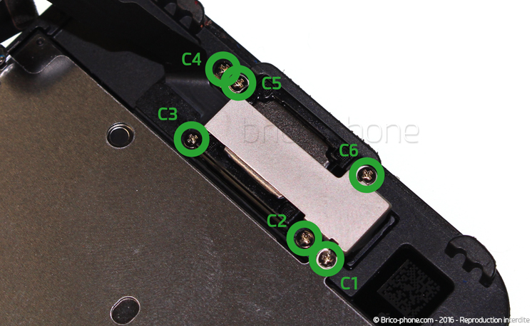 Changement d'écran (vitre+LCD) sans éléments prémontés sur iPhone 7 photo 1
