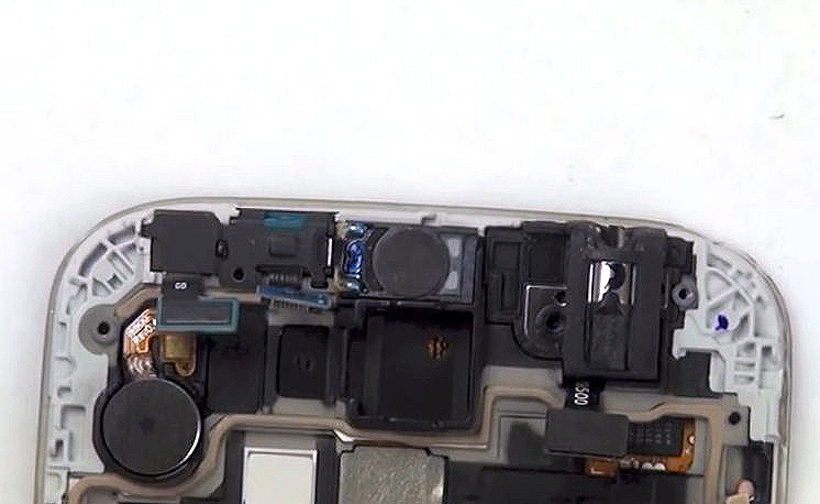 Changement d'écran (vitre+AMOLED) sur Galaxy S4 photo 1