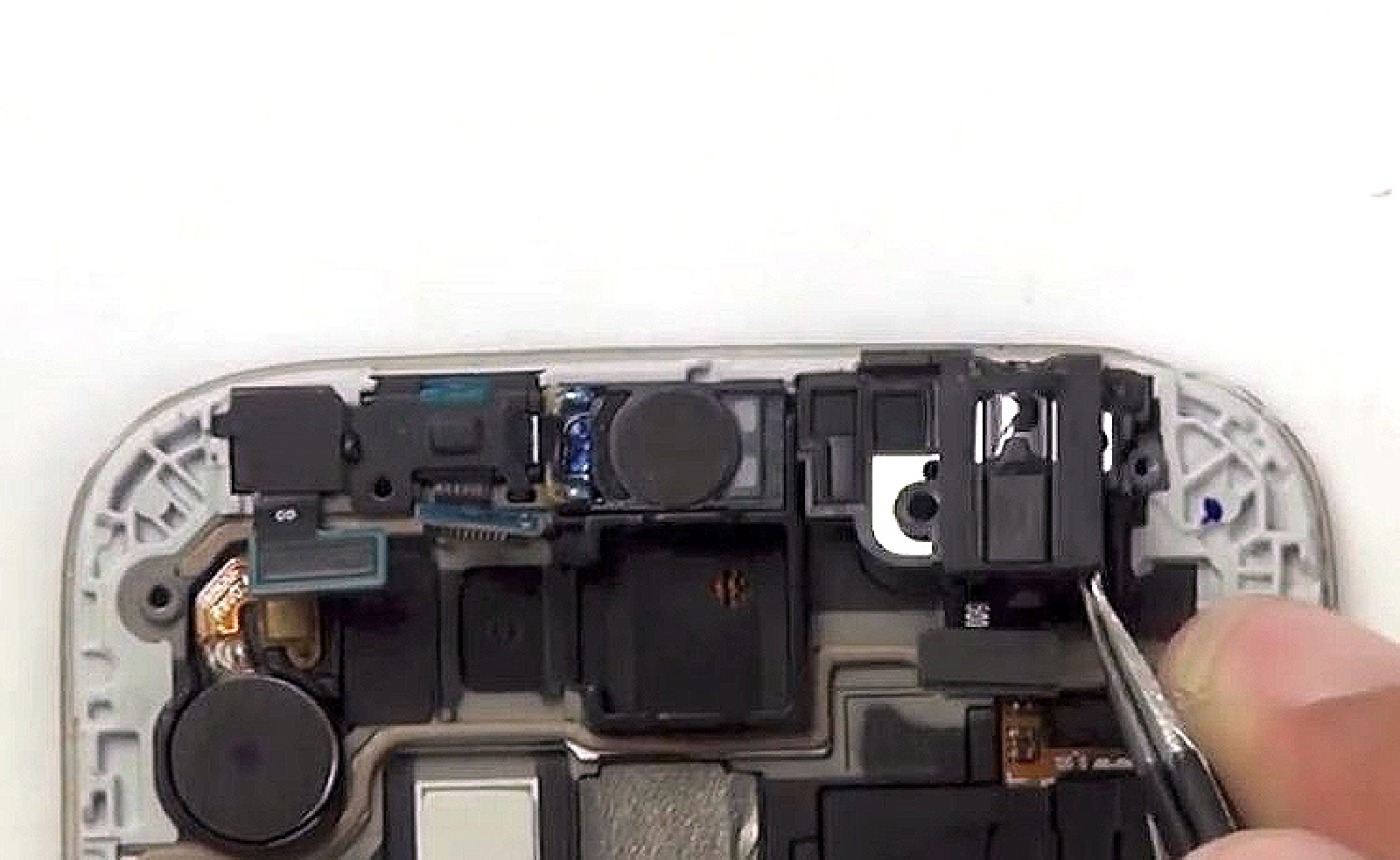 Changement d'écran (vitre+AMOLED) sur Galaxy S4 photo 1