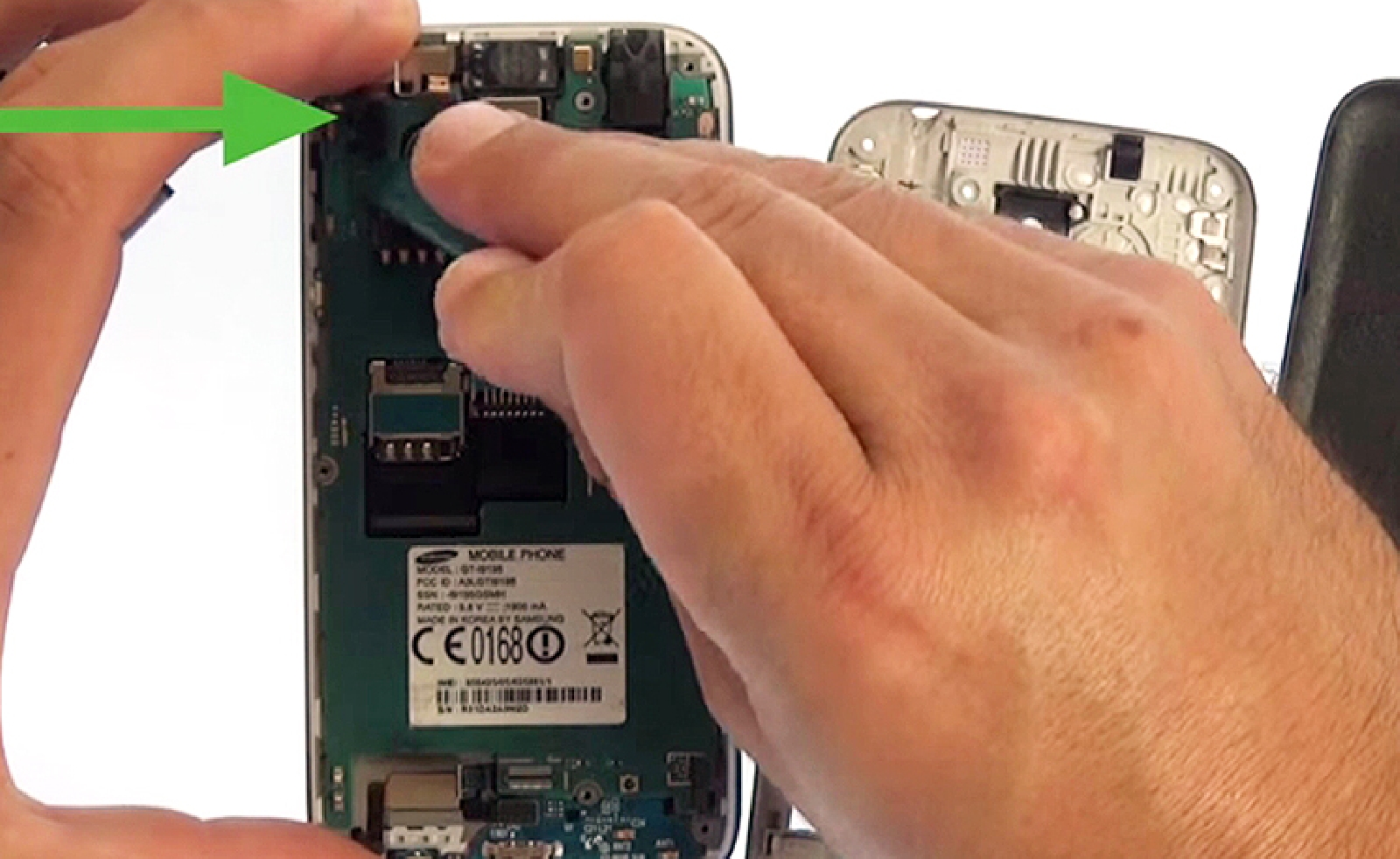 Changement d'écran (vitre+AMOLED) sur Galaxy S4 Mini photo 4