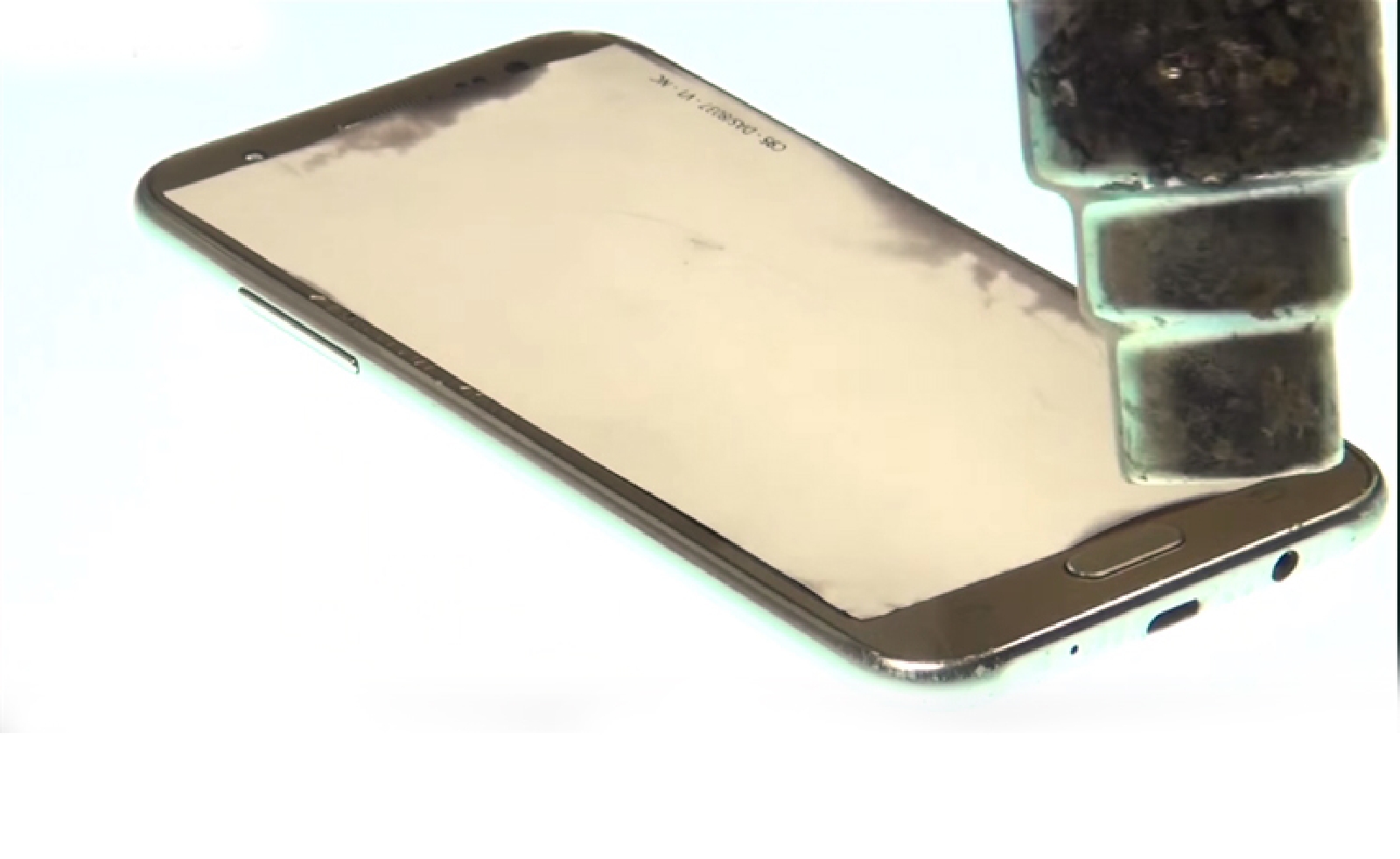 Changement d'écran (vitre+AMOLED) sur Galaxy J5 photo 4