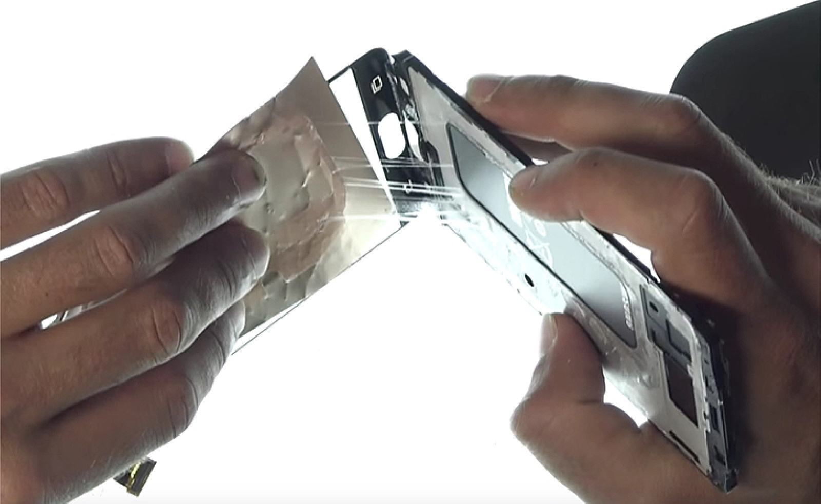 Changement d'écran (vitre+Amoled) sur Galaxy A5 2016 photo 4