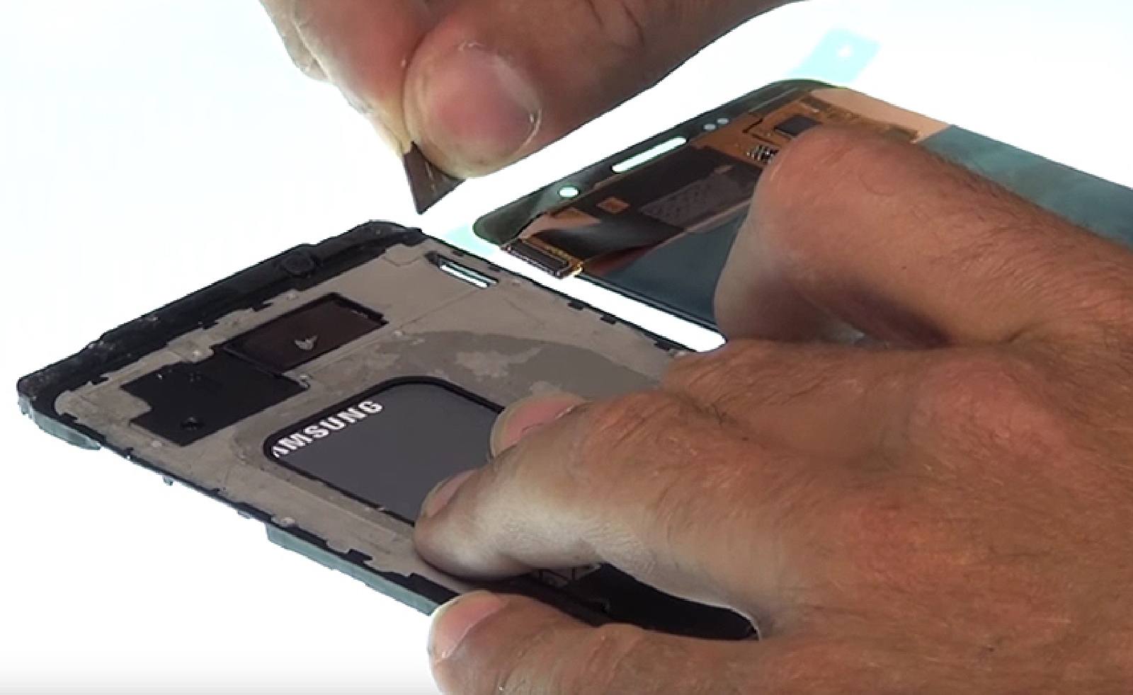 Changement d'écran (vitre+Amoled) sur Galaxy A5 2016 photo 1