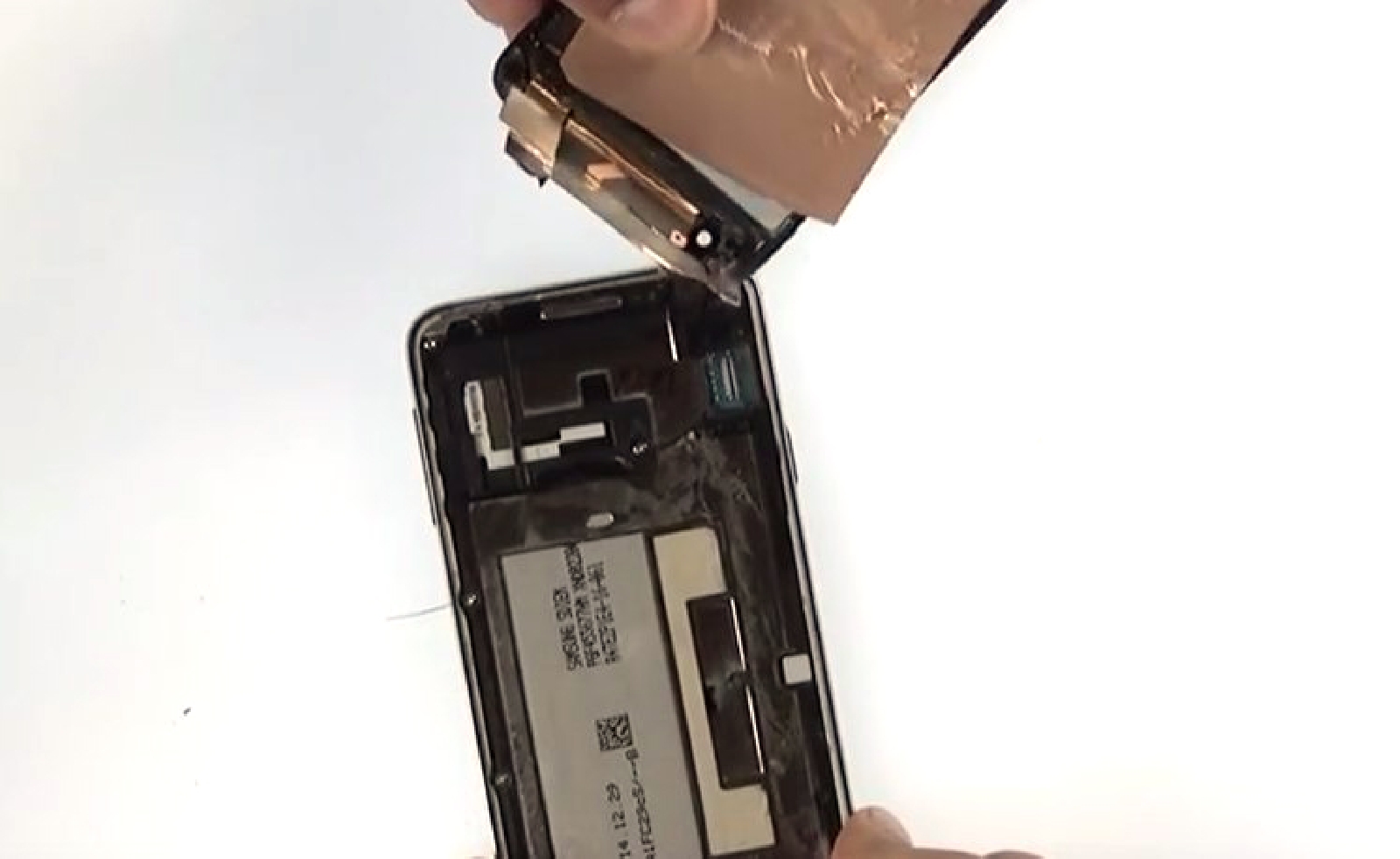 Changement d'écran (vitre+Amoled) sur Galaxy A5 photo 4