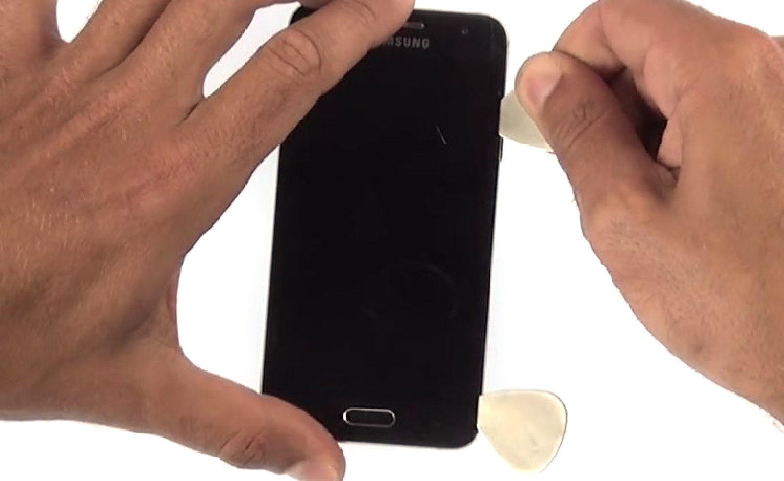 Changement d'écran (vitre+LCD) sur Galaxy A3 photo 3