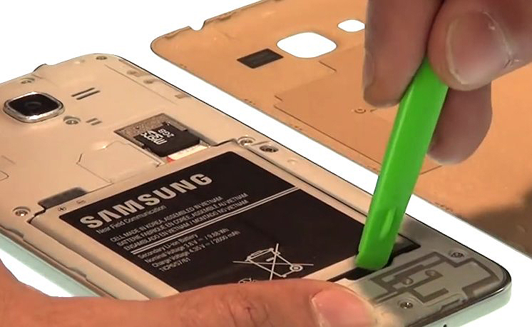 Changement de vitre tactile sur Galaxy Xcover 4 photo 1