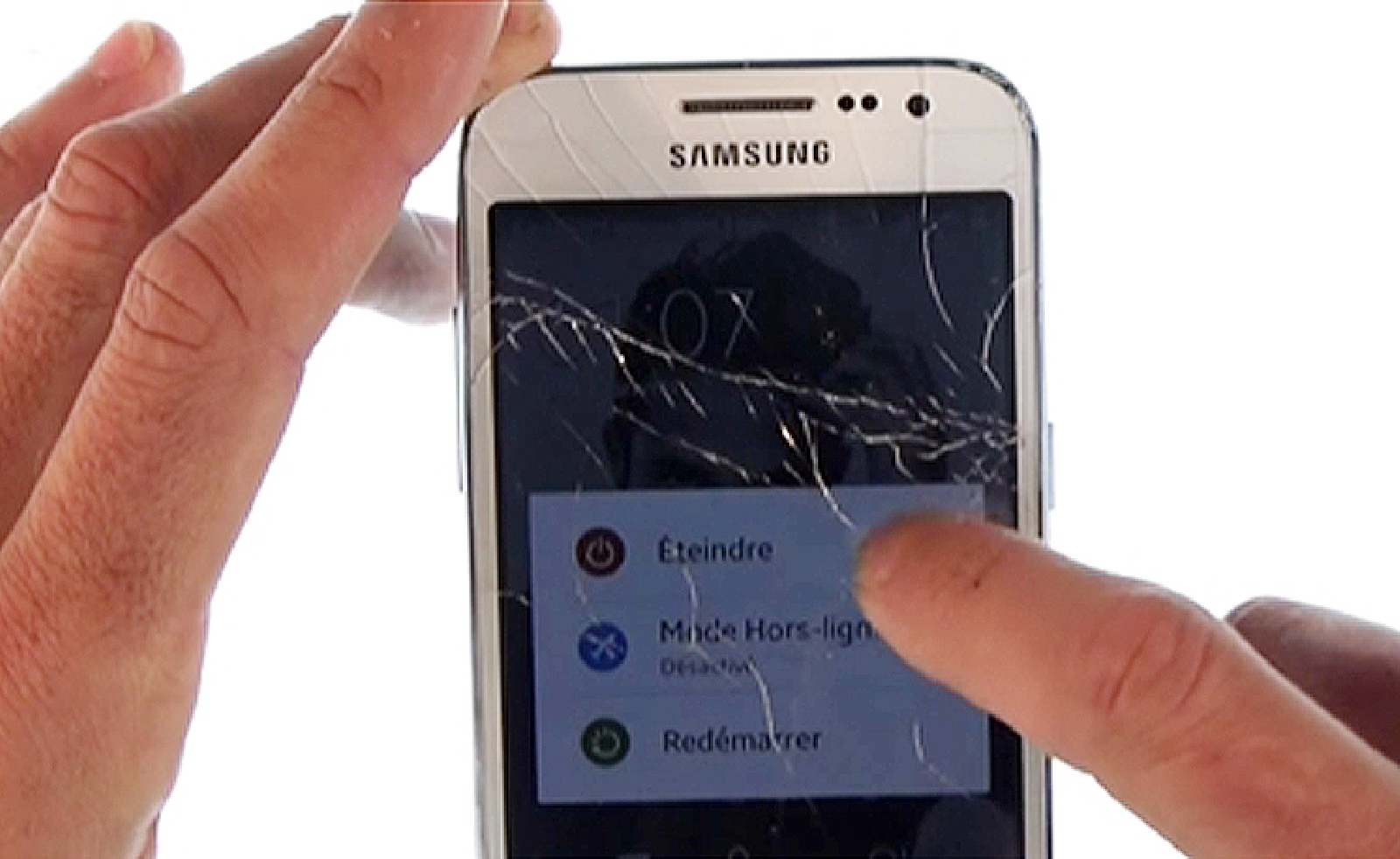 Changement d'écran (vitre+LCD) sur Galaxy Core Prime photo 1