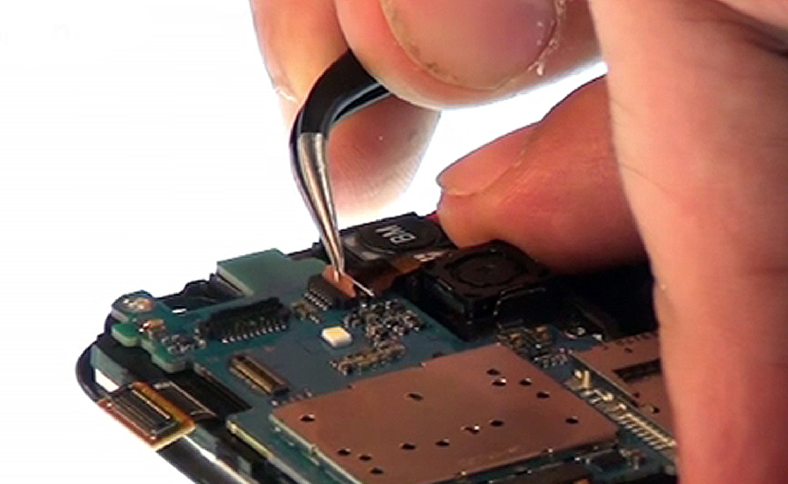 Changement d'écran (vitre+LCD) sur Galaxy Core Prime photo 3