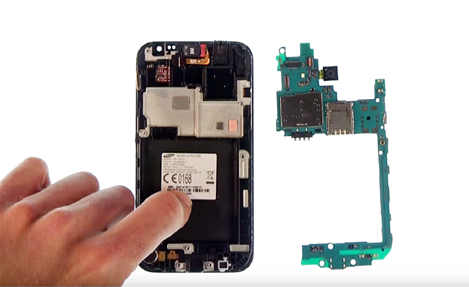 Changement d'écran (vitre+LCD) sur Galaxy Core Prime photo 2