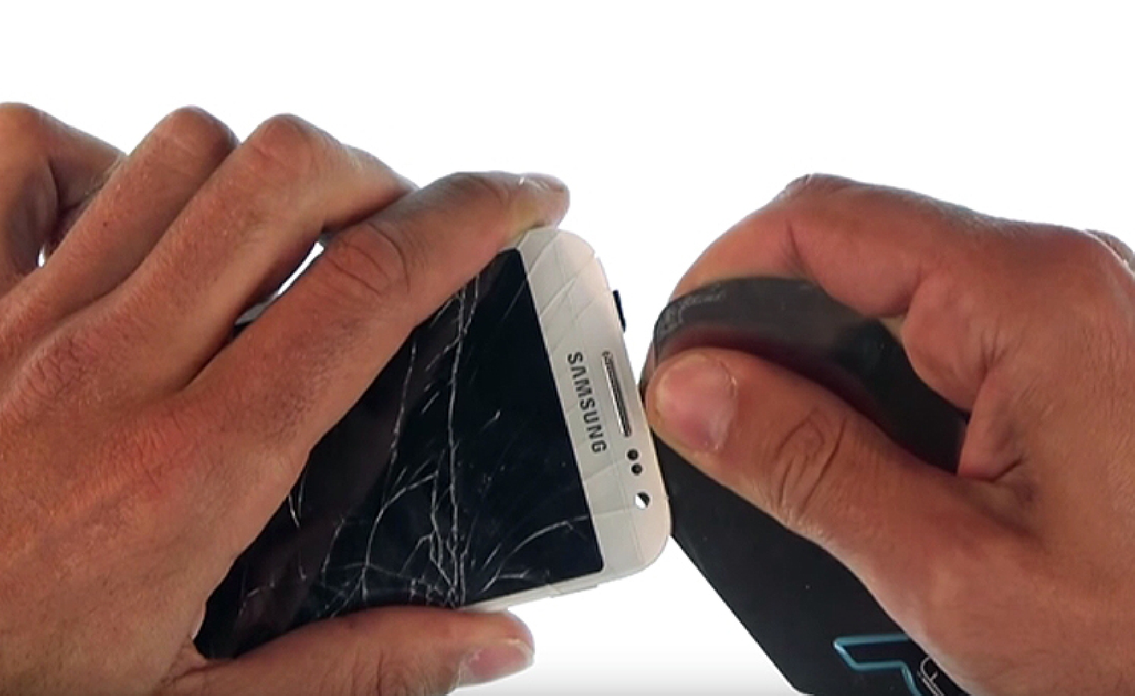 Changement d'écran (vitre+LCD) sur Galaxy Core Prime photo 2