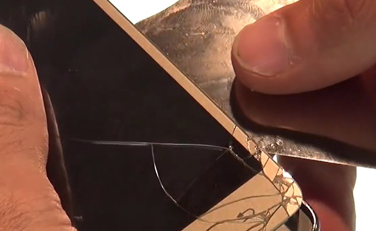 Changement de vitre tactile sur Galaxy Grand Prime photo 1