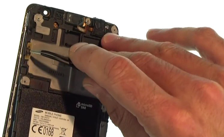 Changement de LCD sur Galaxy Grand Prime photo 1