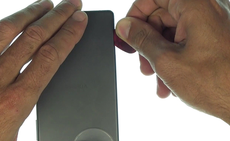 Changement de battterie sur Xperia X - X Dual photo 1