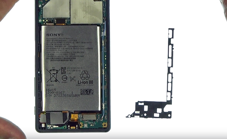 Changement de battterie sur Xperia X - X Dual photo 1