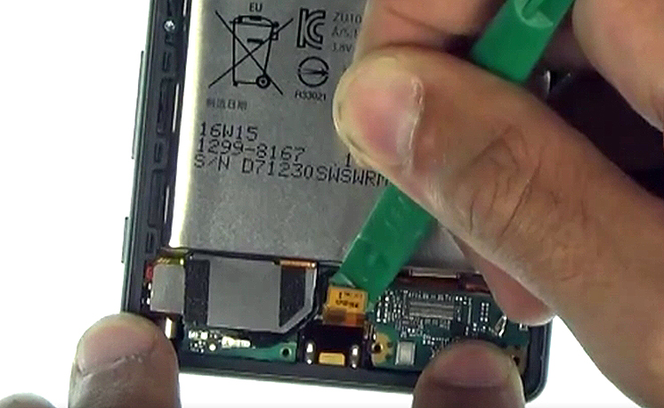 Changement de battterie sur Xperia X - X Dual photo 1