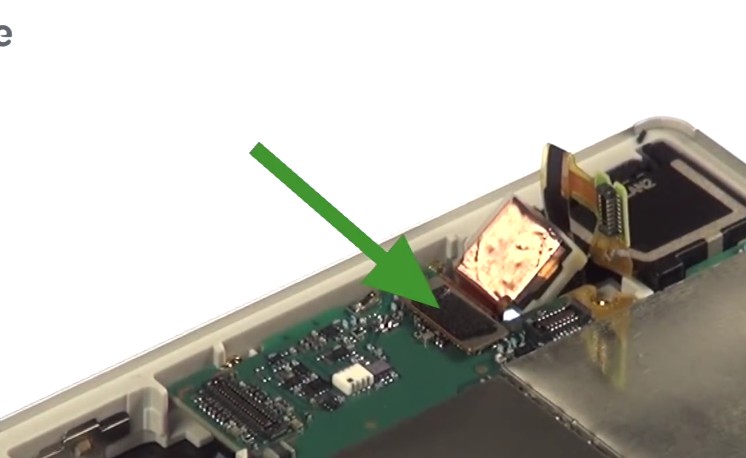 Changement d'écran (vitre+châssis+LCD) sur Xperia Z5 photo 1