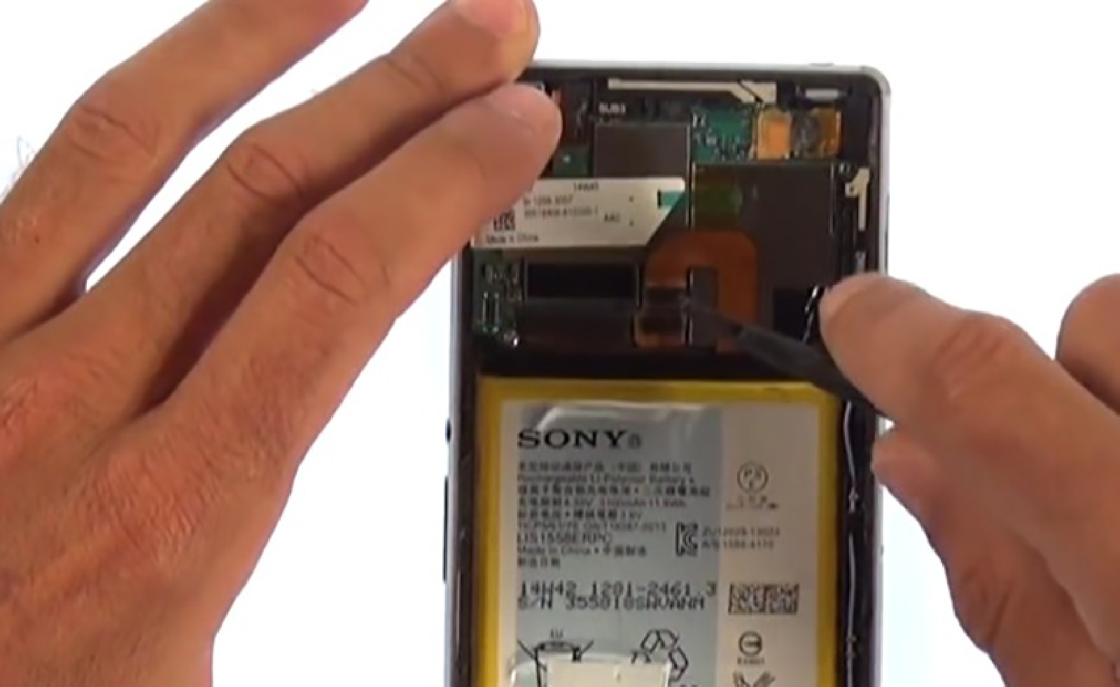 Changement de batterie sur Xperia Z3 photo 1