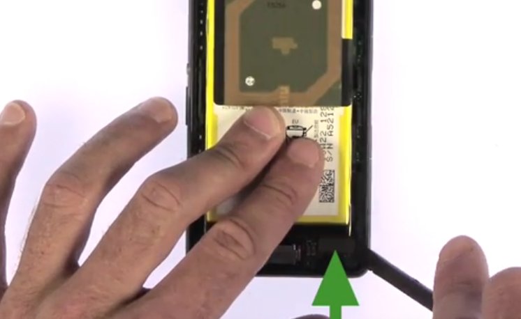 Changement de batterie sur Xperia Z3 Compact photo 1