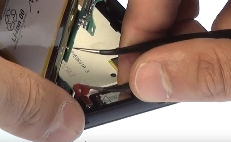 Changement de batterie sur Xperia Z3 Compact photo 1