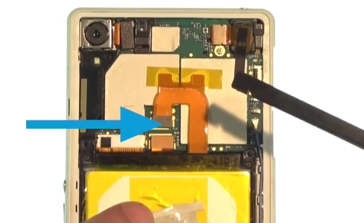 Changement de batterie sur Xperia Z2 photo 1
