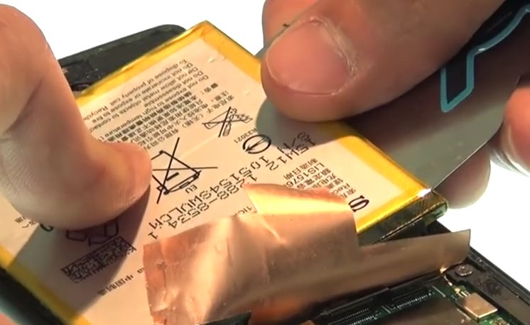 Changement d'écran (vitre+LCD) sur Xperia M4 Aqua photo 1