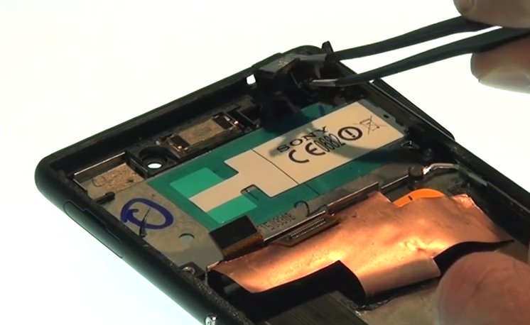 Changement d'écran (vitre+LCD) sur Xperia M4 Aqua photo 1