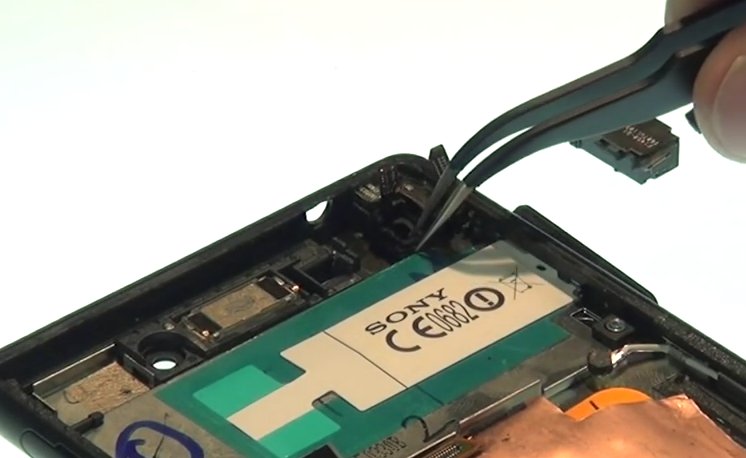 Changement d'écran (vitre+LCD) sur Xperia M4 Aqua photo 1