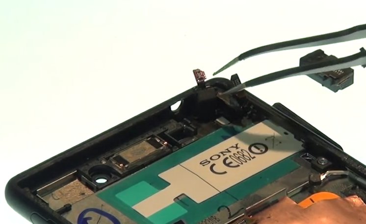 Changement d'écran (vitre+LCD) sur Xperia M4 Aqua photo 1