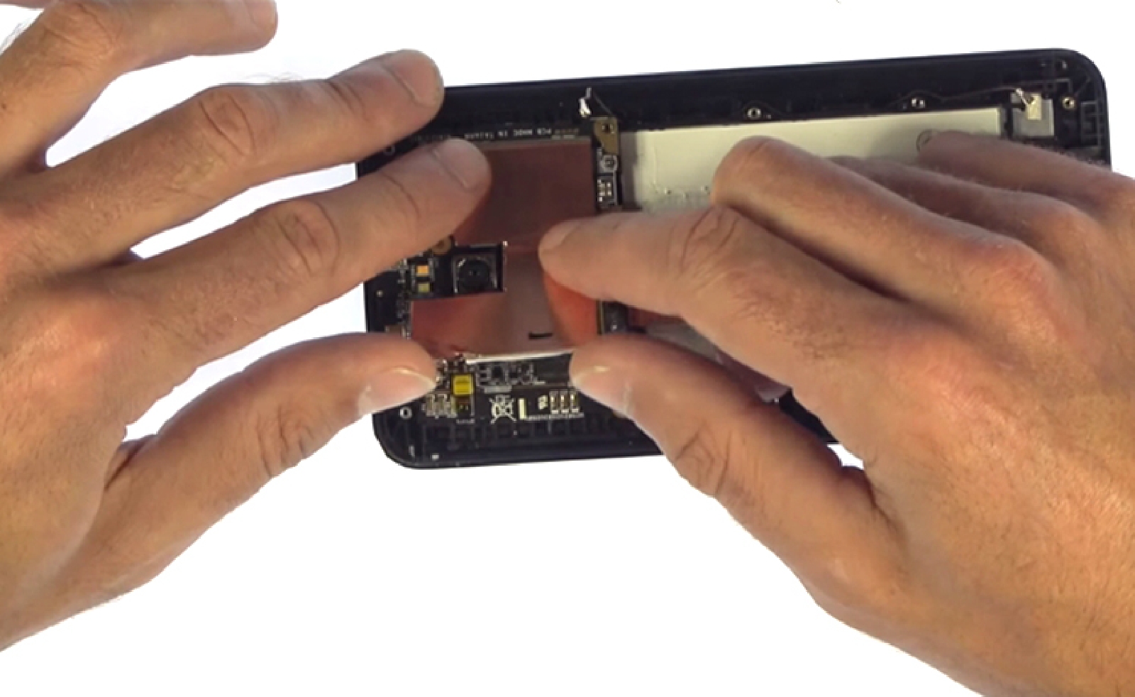 Changement d'écran (vitre+LCD) sur Zenfone 2 ZE551ML photo 2