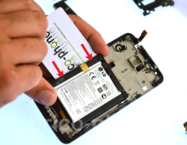 Changement d'écran (vitre+châssis+LCD) sur G2 photo 1